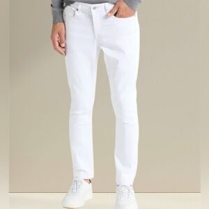 DKNY Men's White Bedford Straight Slim Fit Jeans